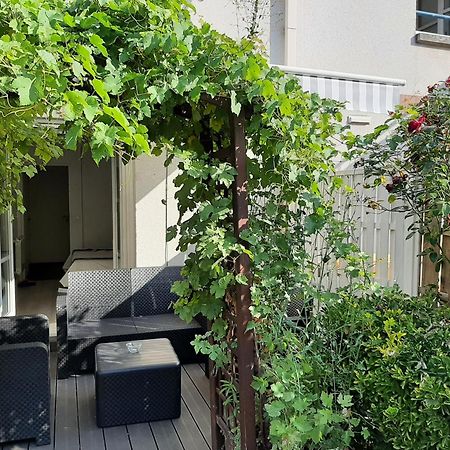 Pratique Et Calme Dans Centre De Evry Apartment Courcouronnes Exterior photo